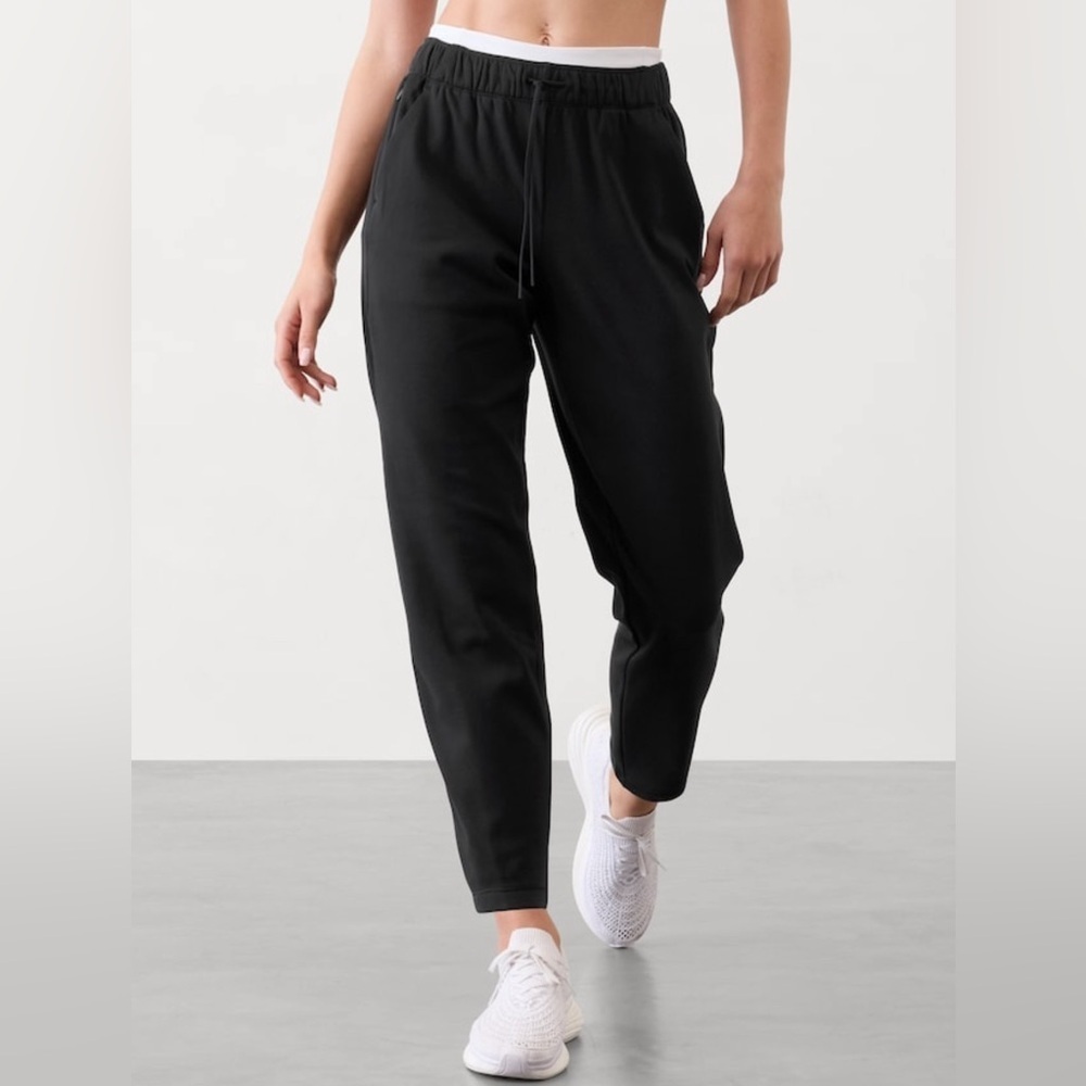 NWT Athleta Unstoppable Black Pant Size L/P - Picture 2 of 9